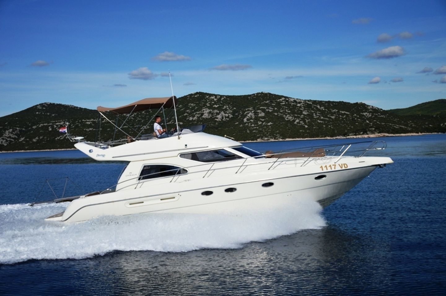 Cranchi 40 | Crystal Blue