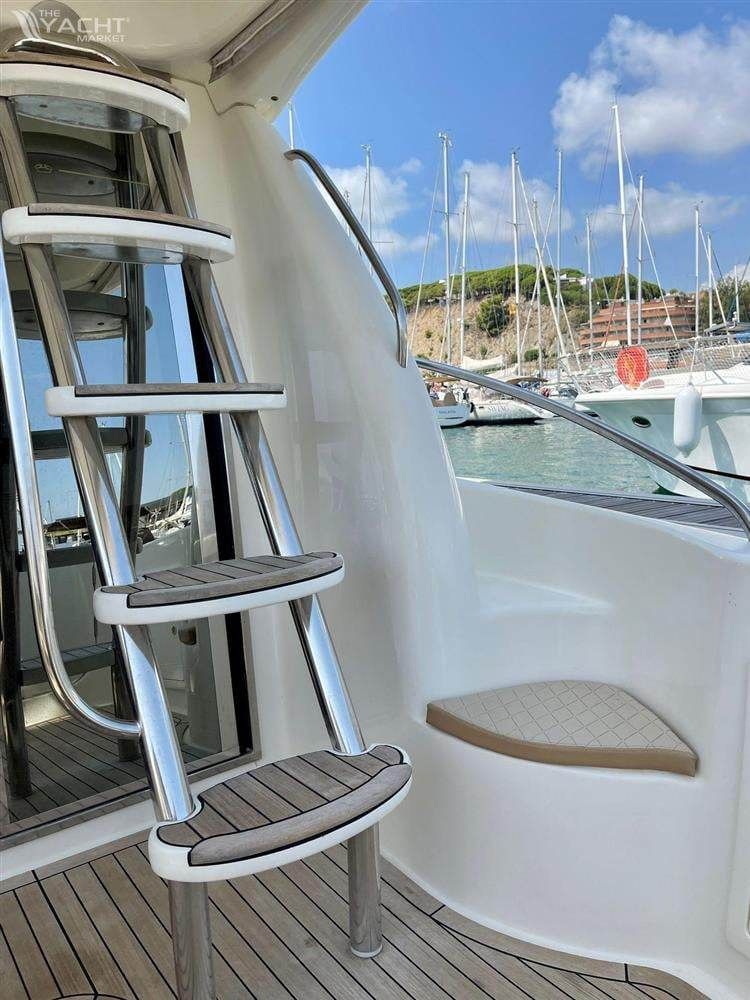 Cranchi 40 | Crystal Blue