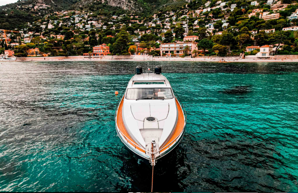 Pershing 64 | Summertime