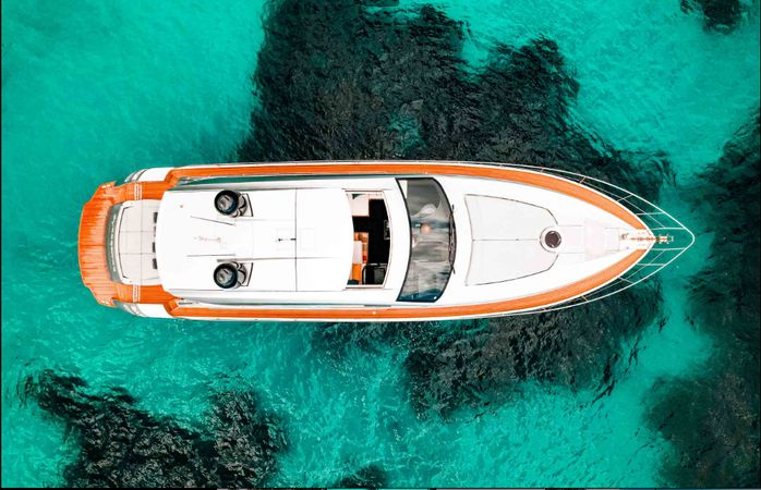 Pershing 64 | Summertime