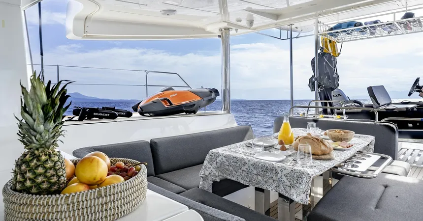 Lagoon 52 F | Tamiro14