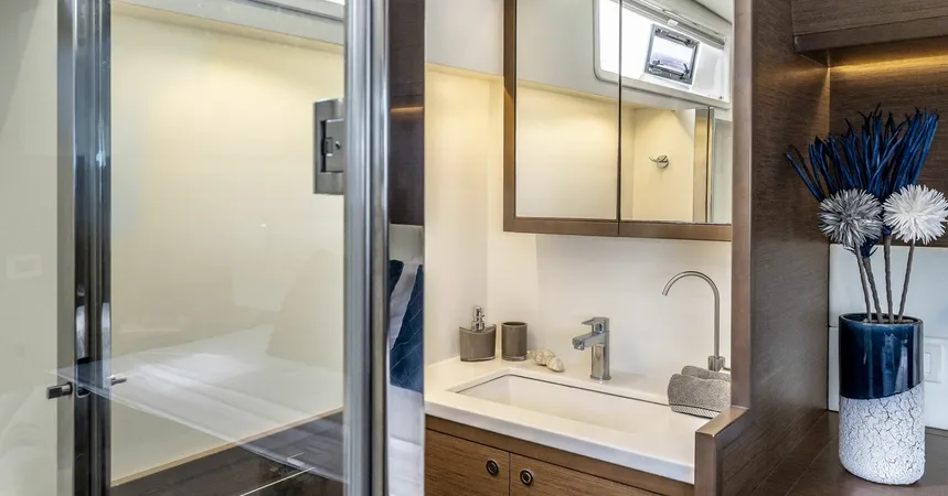 Lagoon 52 F | Tamiro25