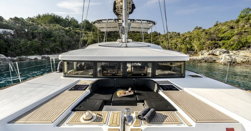 Lagoon 52 F | Tamiro8