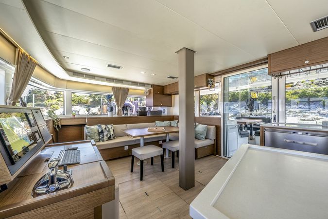 Lagoon 52 F | Tamiro