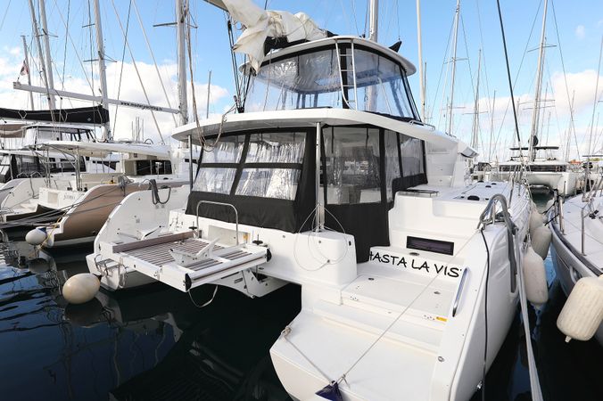 Lagoon 46 | Hasta La Vista