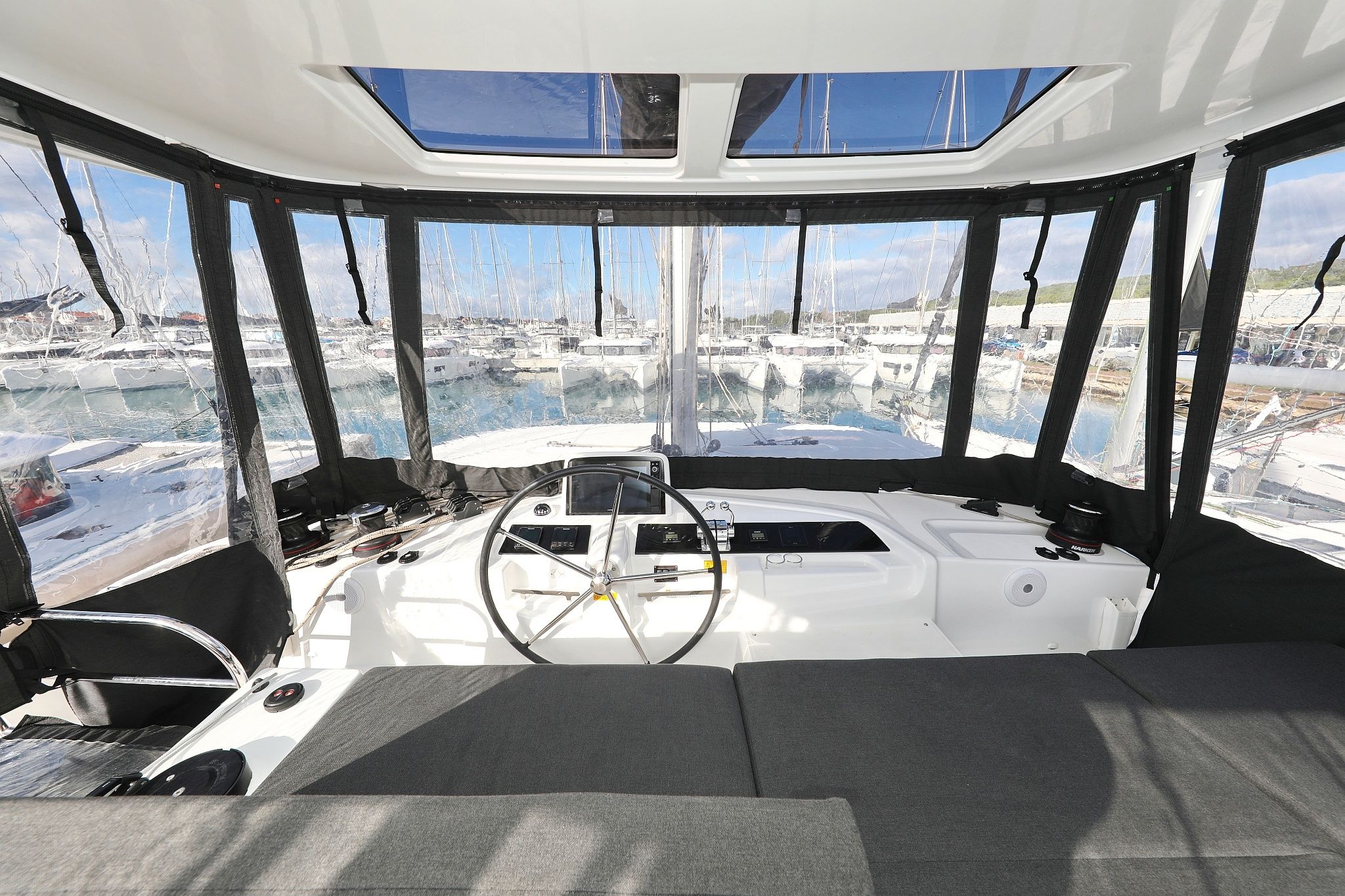 Lagoon 46 | Hasta La Vista