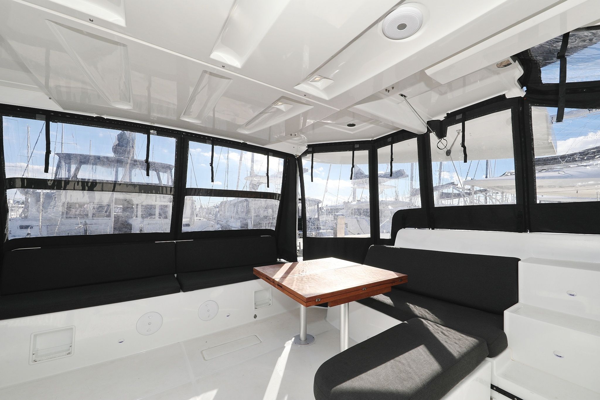 Lagoon 46 | Hasta La Vista