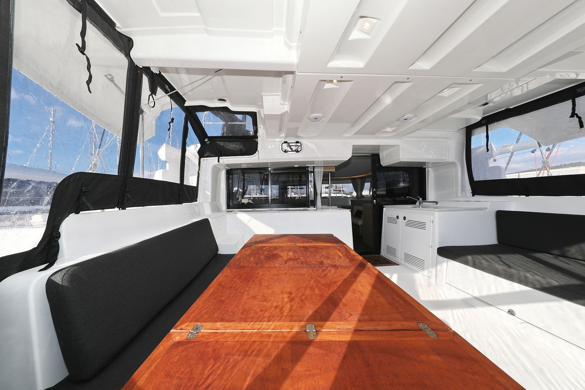 Lagoon 46 | Hasta La Vista