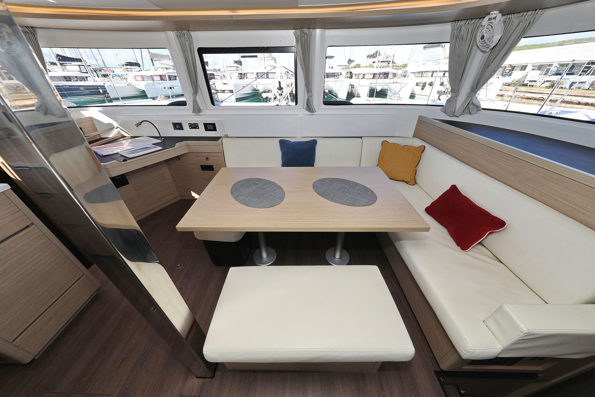 Lagoon 46 | Hasta La Vista