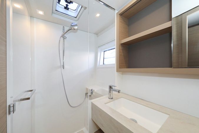 Lagoon 46 | Hasta La Vista