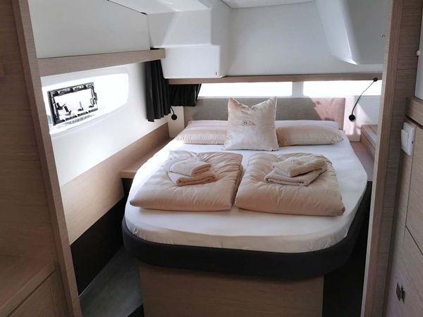 Fountaine Pajot Isla 40 | Ninoa