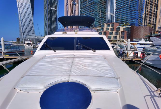 Majesty 44 | D T 1687