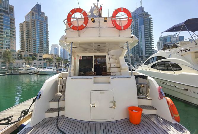 Majesty 44 | D T 1687