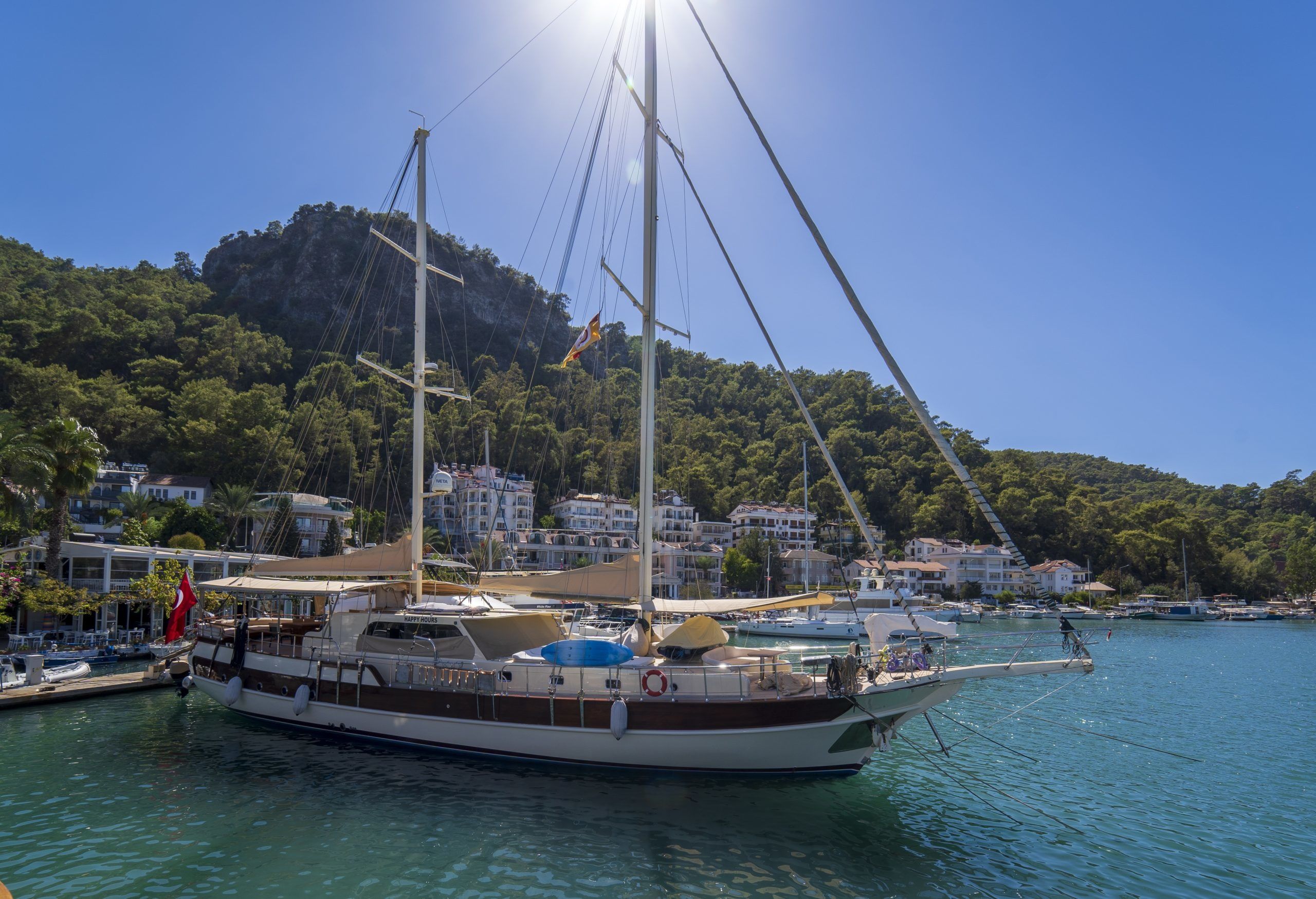 Gulet 91 | Happy Hours