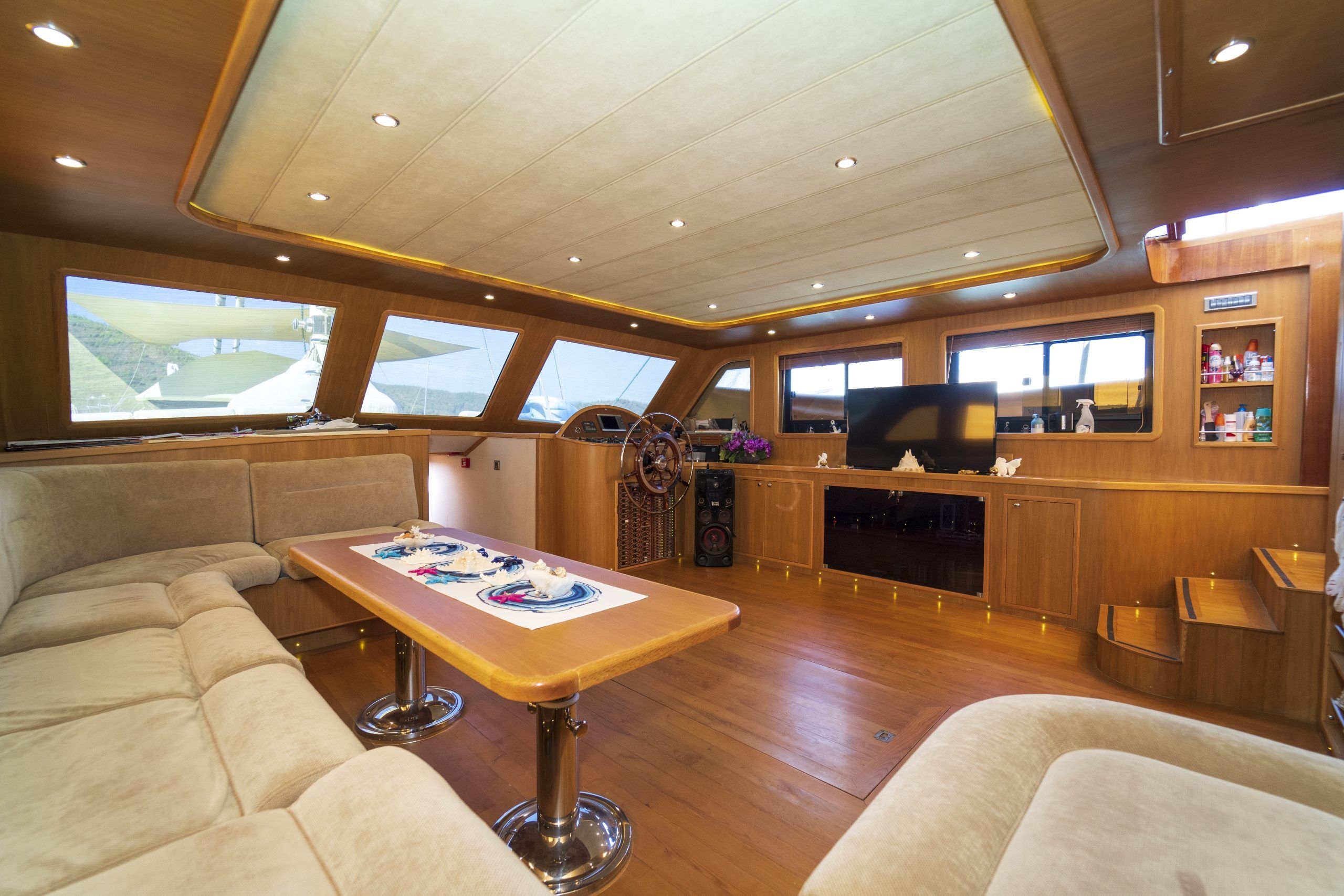 Gulet 91 | Happy Hours