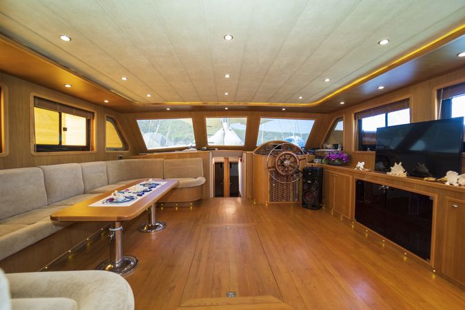 Gulet 91 | Happy Hours