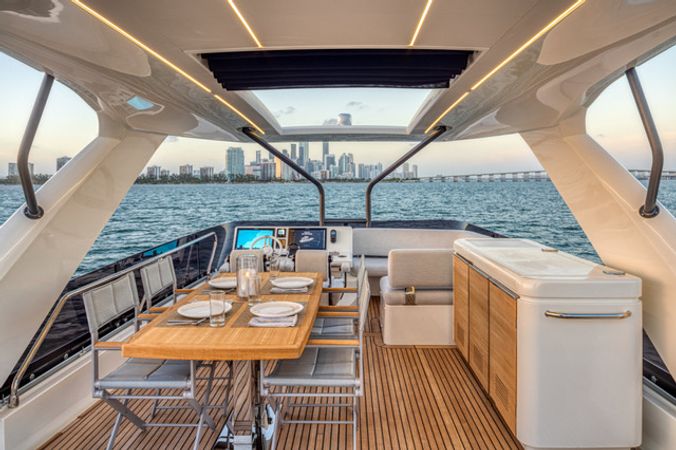 Jeanneau Prestige 690 | Bazinga