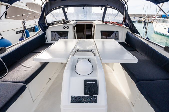 Jeanneau Sun Odyssey 410 | Pheia