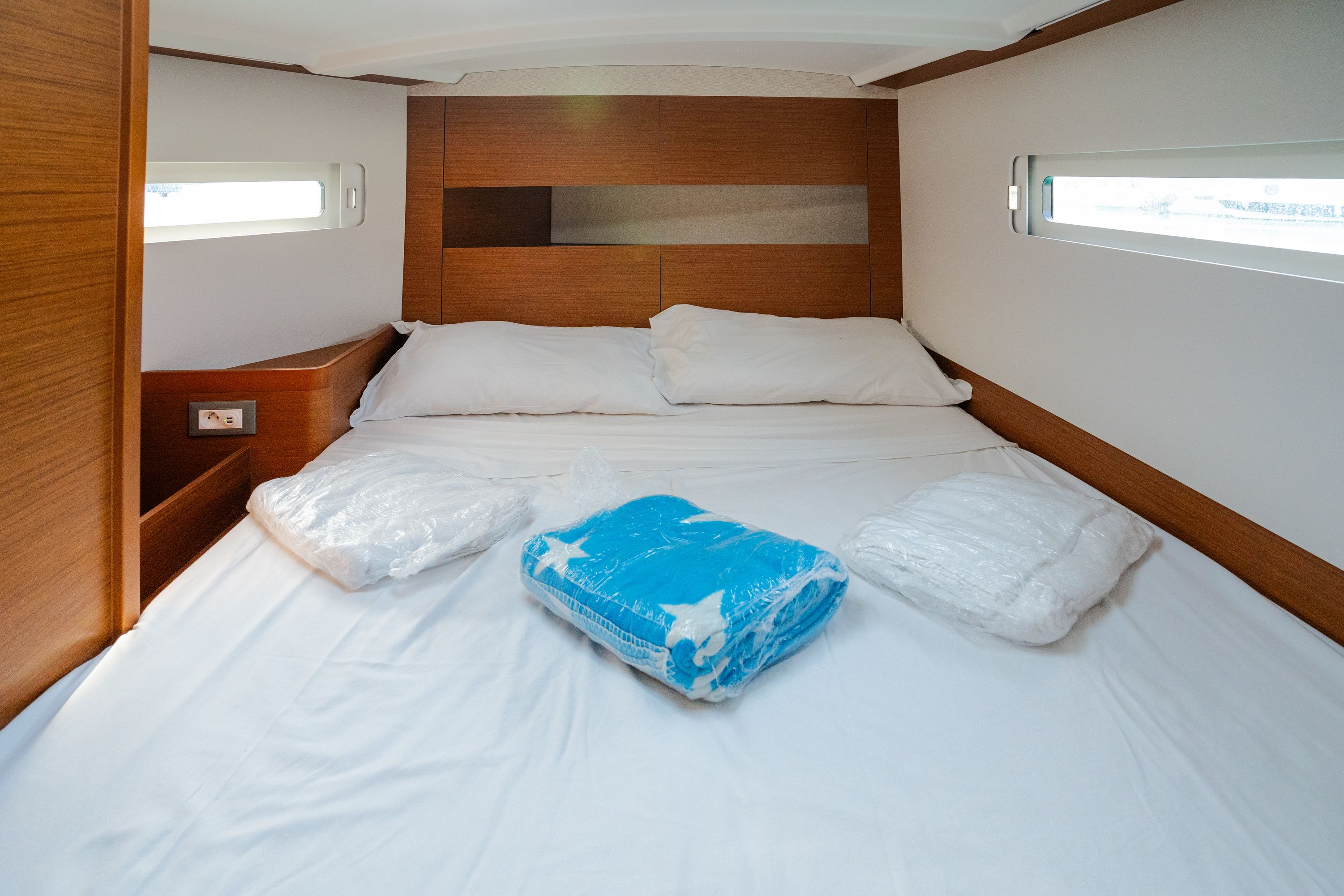 Jeanneau Sun Odyssey 410 | Pheia