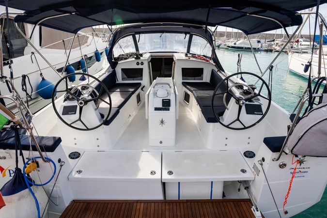 Jeanneau Sun Odyssey 410 | Pheia