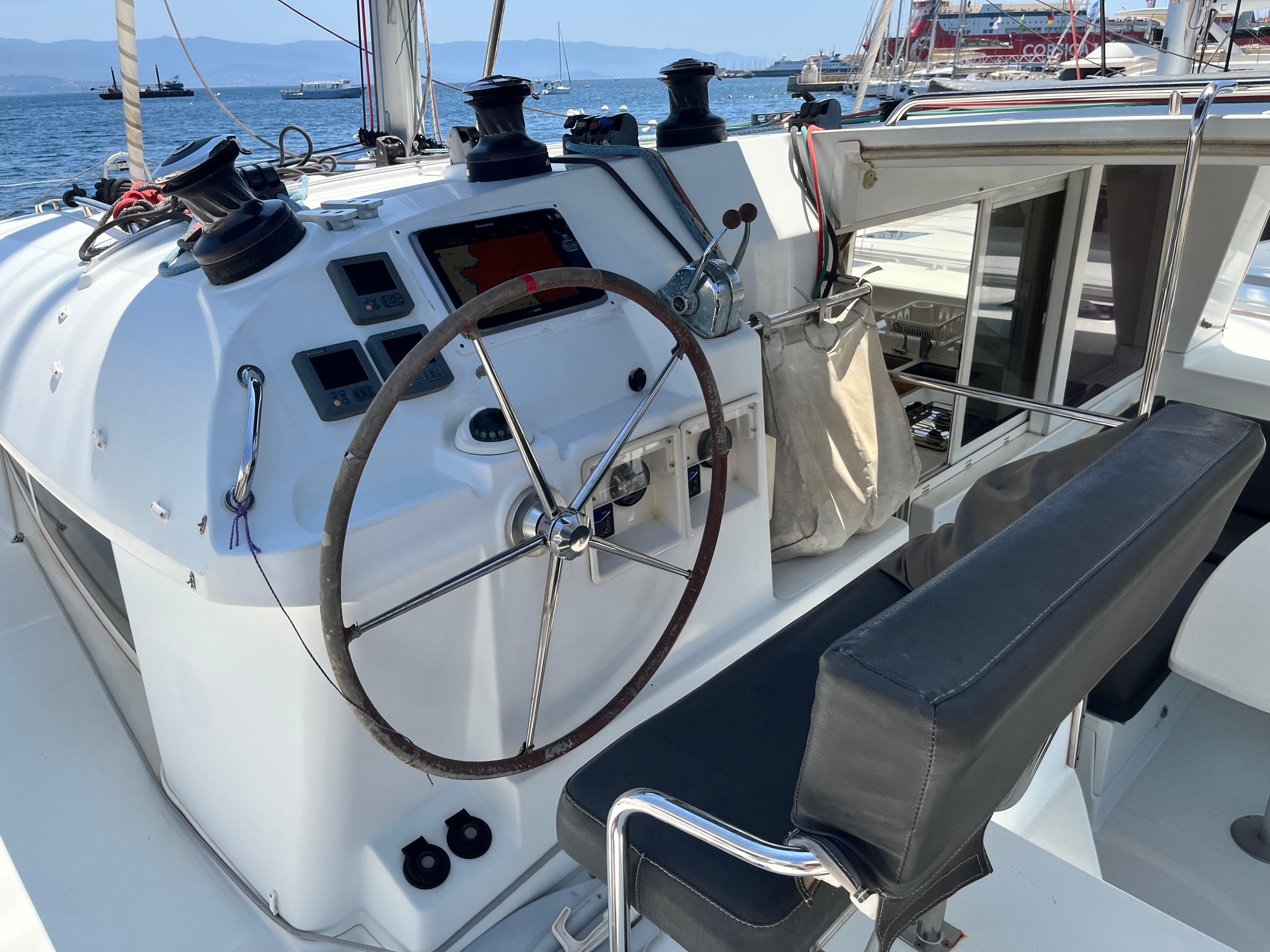 Lagoon 400 | Catazur