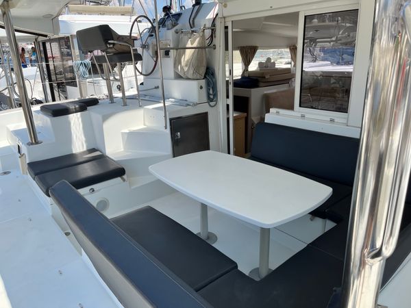 Lagoon 400 | Catazur