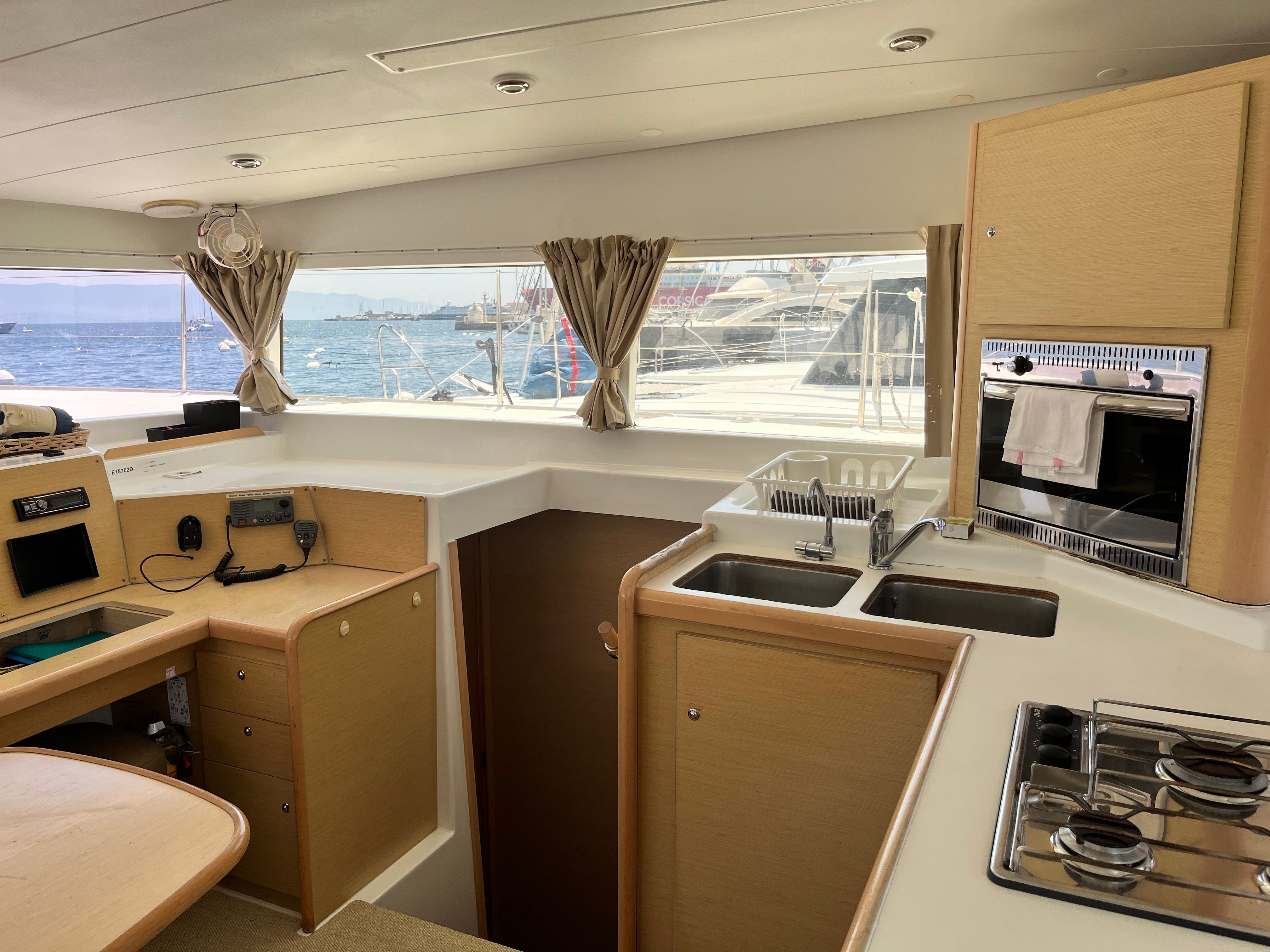 Lagoon 400 | Catazur