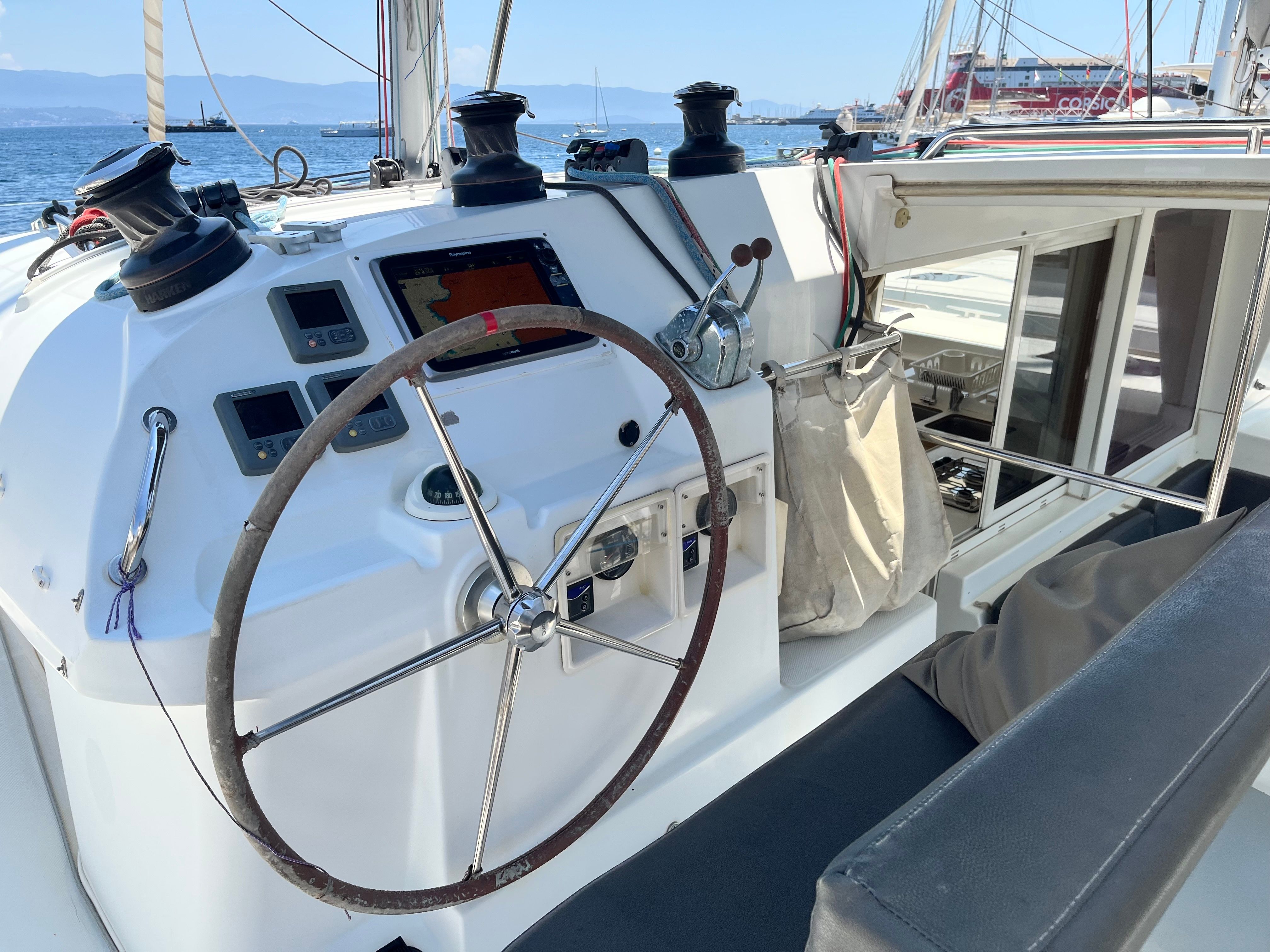 Lagoon 400 | Catazur