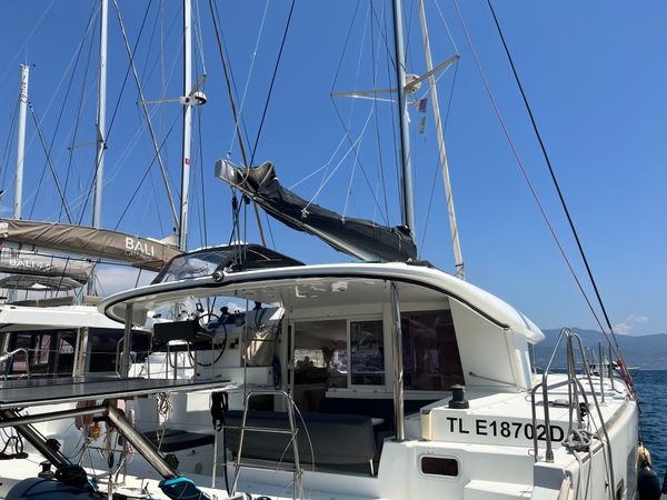 Lagoon 400 | Catazur