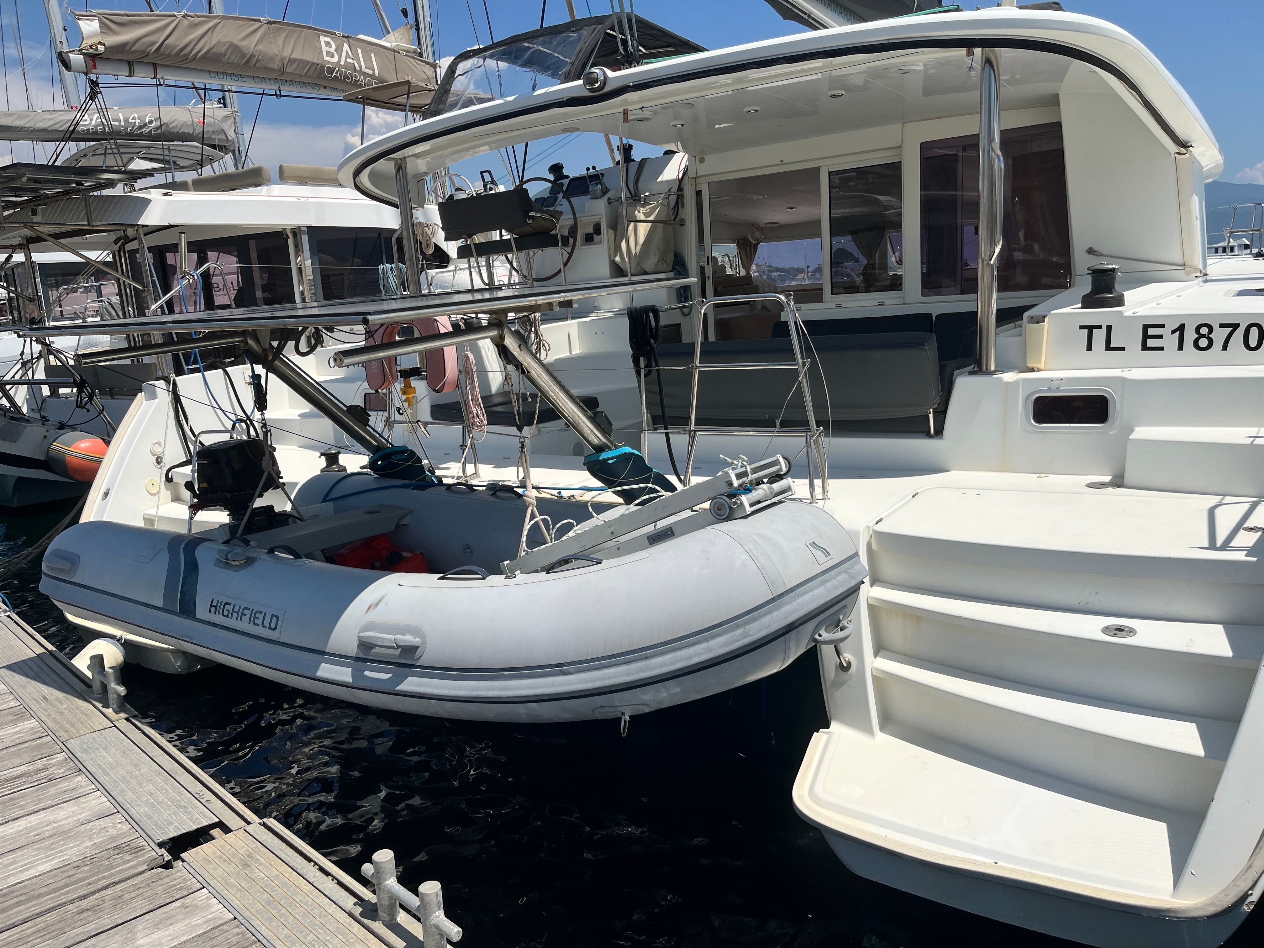 Lagoon 400 | Catazur