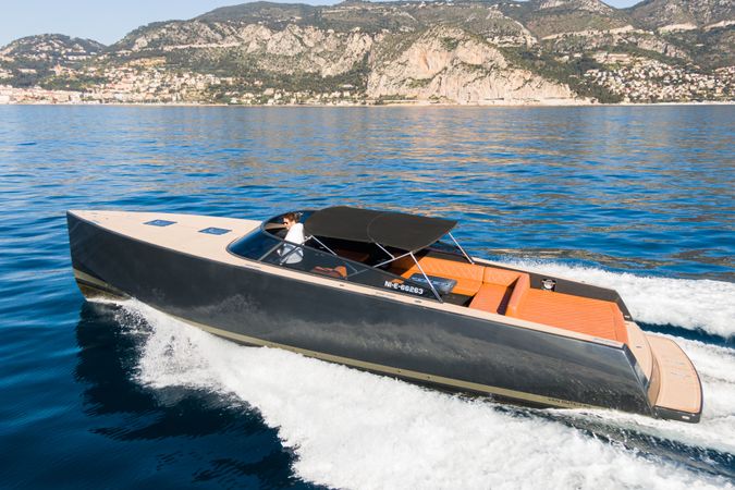 Van Dutch 40 | Beluga