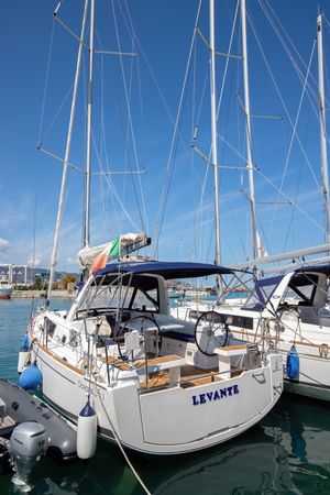 Beneteau Oceanis 35.1 | Levante