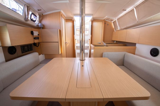 Beneteau Oceanis 35.1 | Levante