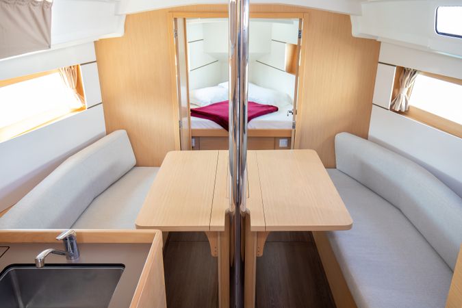 Beneteau Oceanis 35.1 | Levante