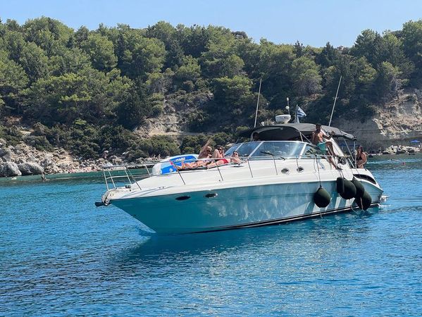 Sea Ray 410 Express | Suzie Q