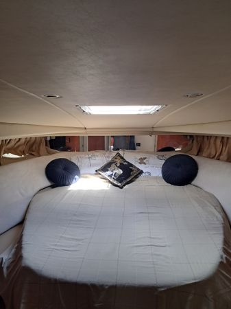 Sea Ray 410 Express | Suzie Q