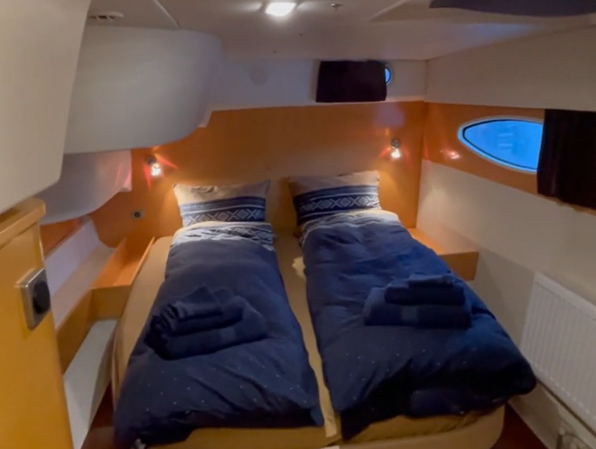 Fountaine Pajot Salina 48 | Arctic Eagle