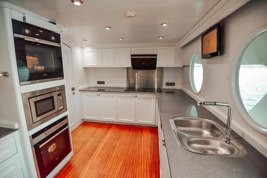 Trawler 91 | Astoria