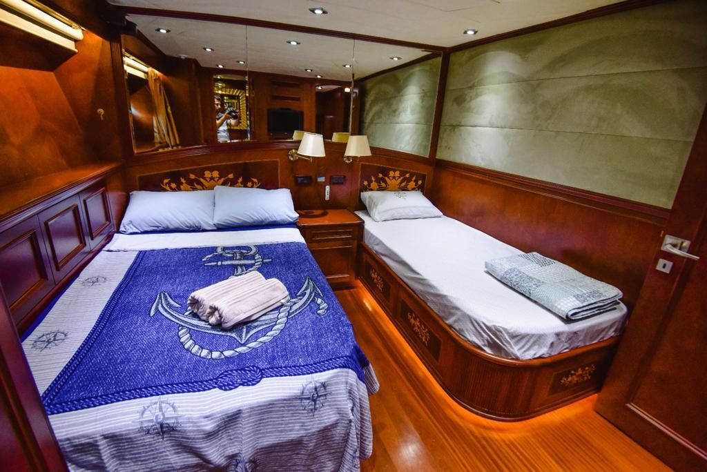 Trawler 91 | Astoria