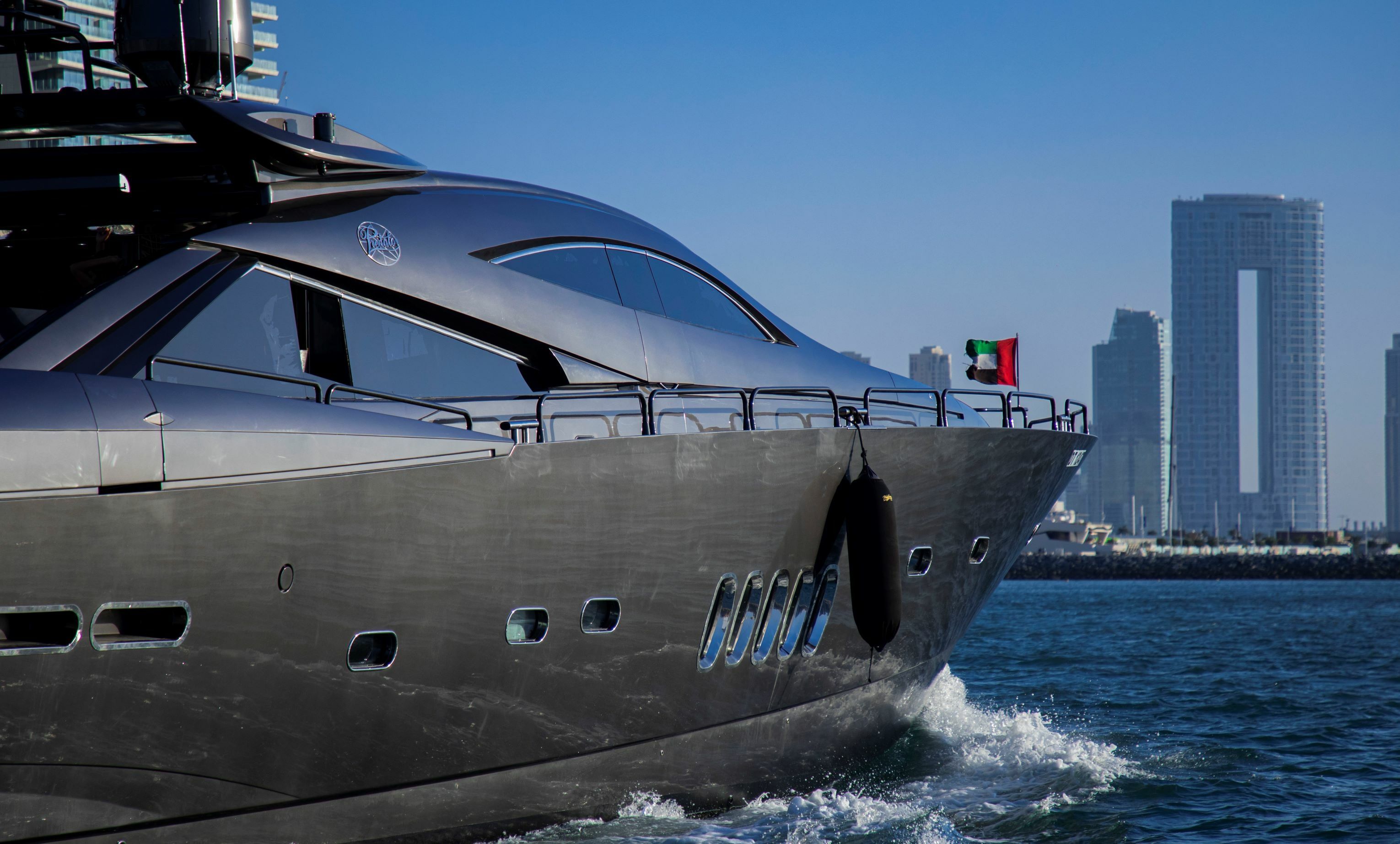 Sunseeker Predator 95 | UD30