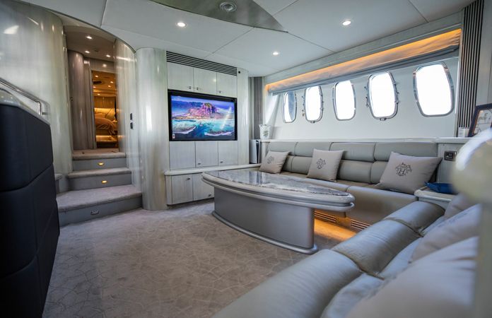 Sunseeker Predator 95 | UD30