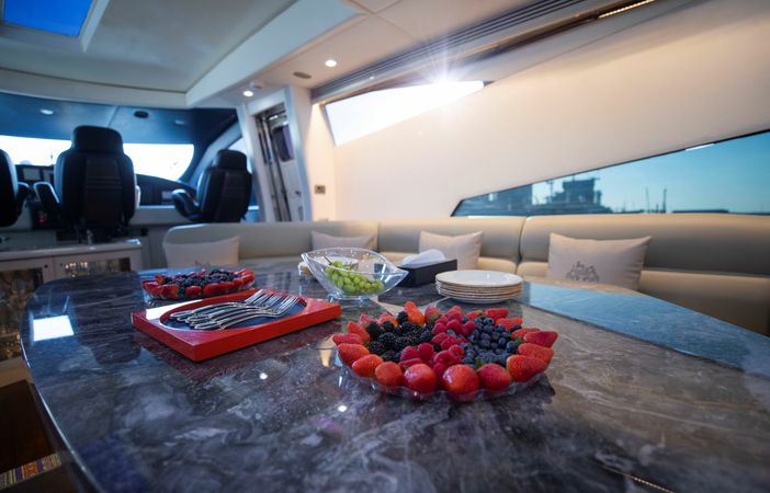 Sunseeker Predator 95 | UD30