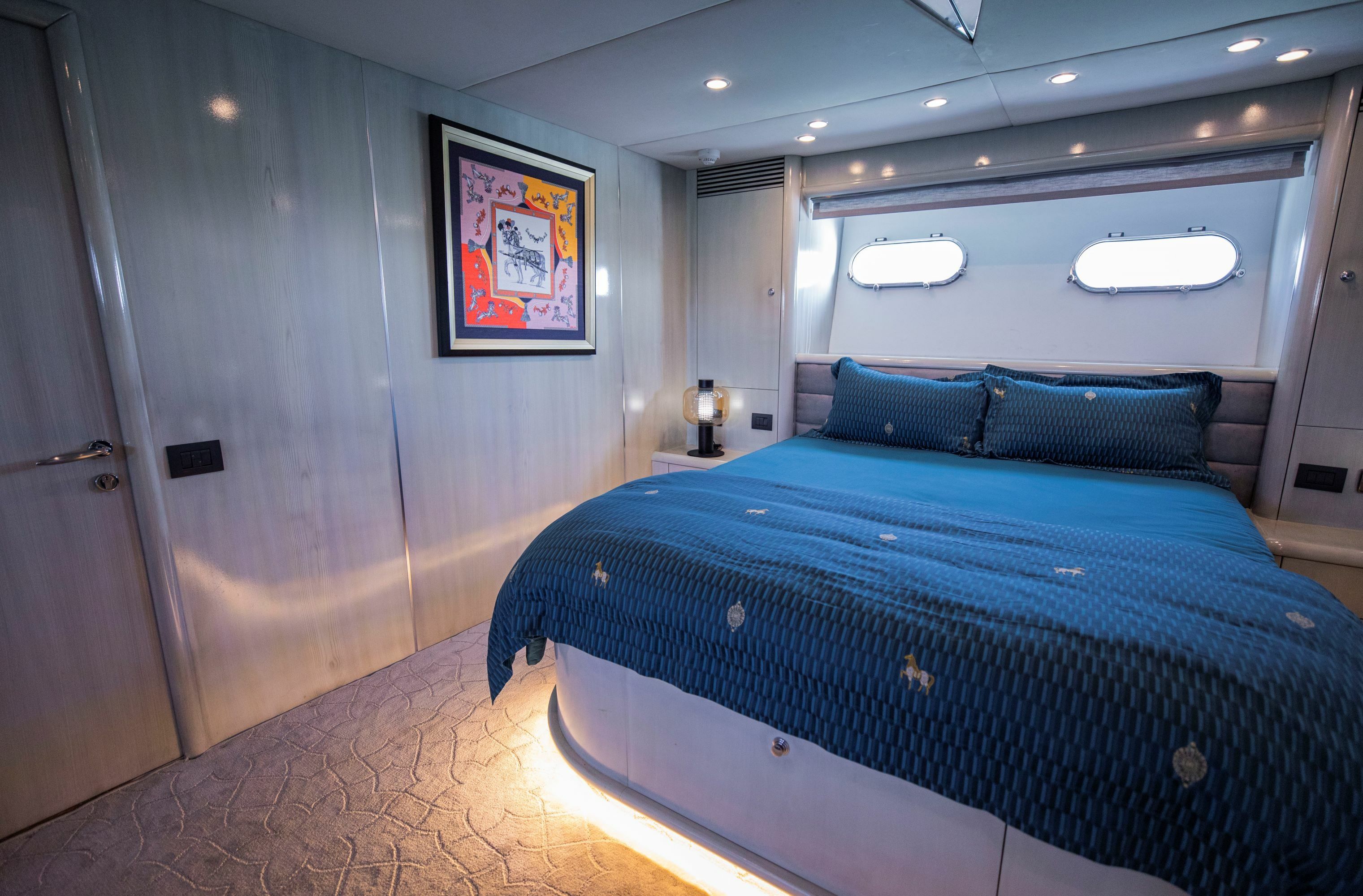 Sunseeker Predator 95 | UD30