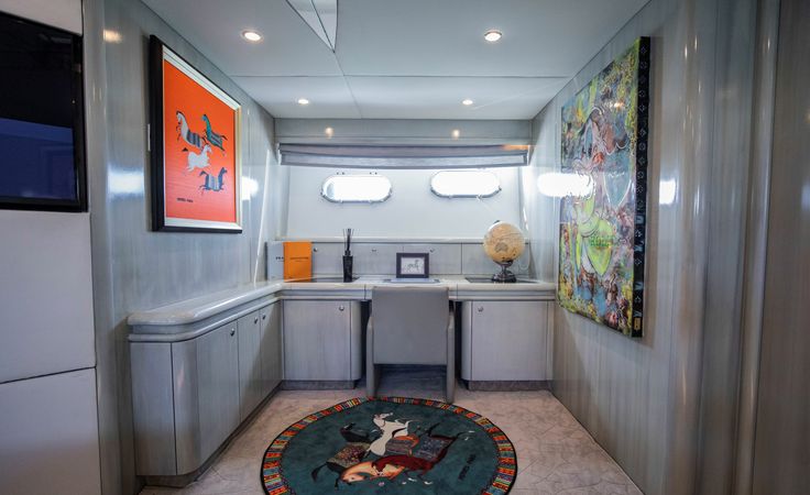 Sunseeker Predator 95 | UD30