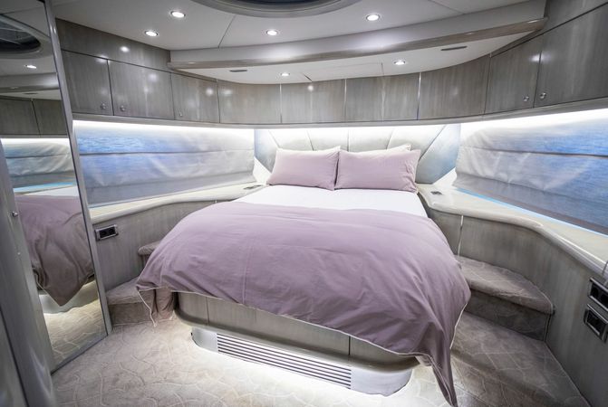 Sunseeker Predator 95 | UD30