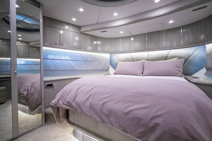 Sunseeker Predator 95 | UD30