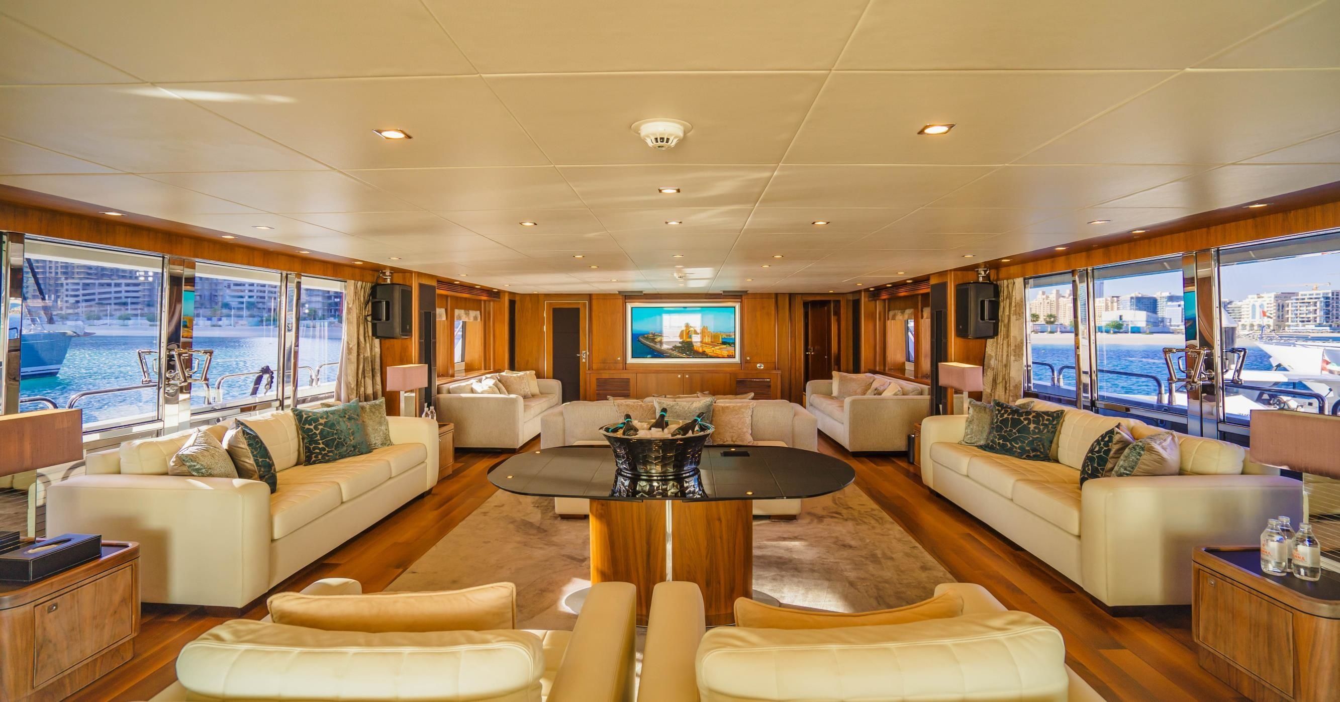 Sunseeker 128 | Lucien