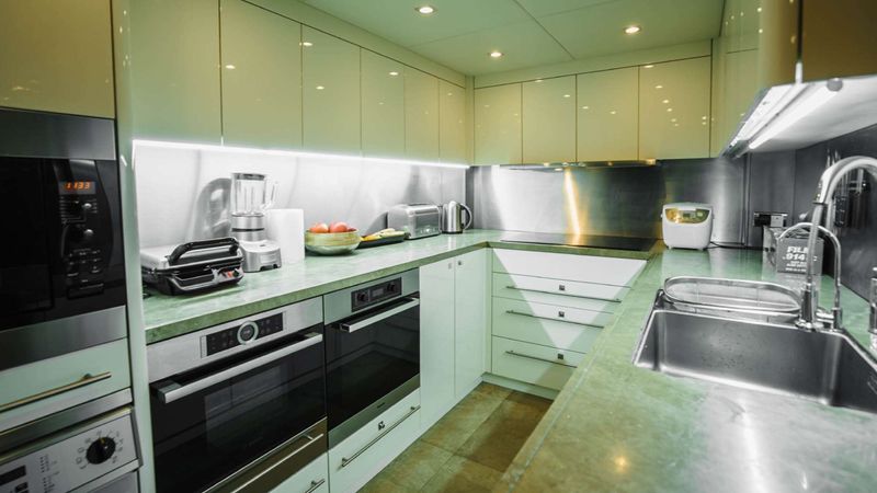 Sunseeker 128 | Lucien