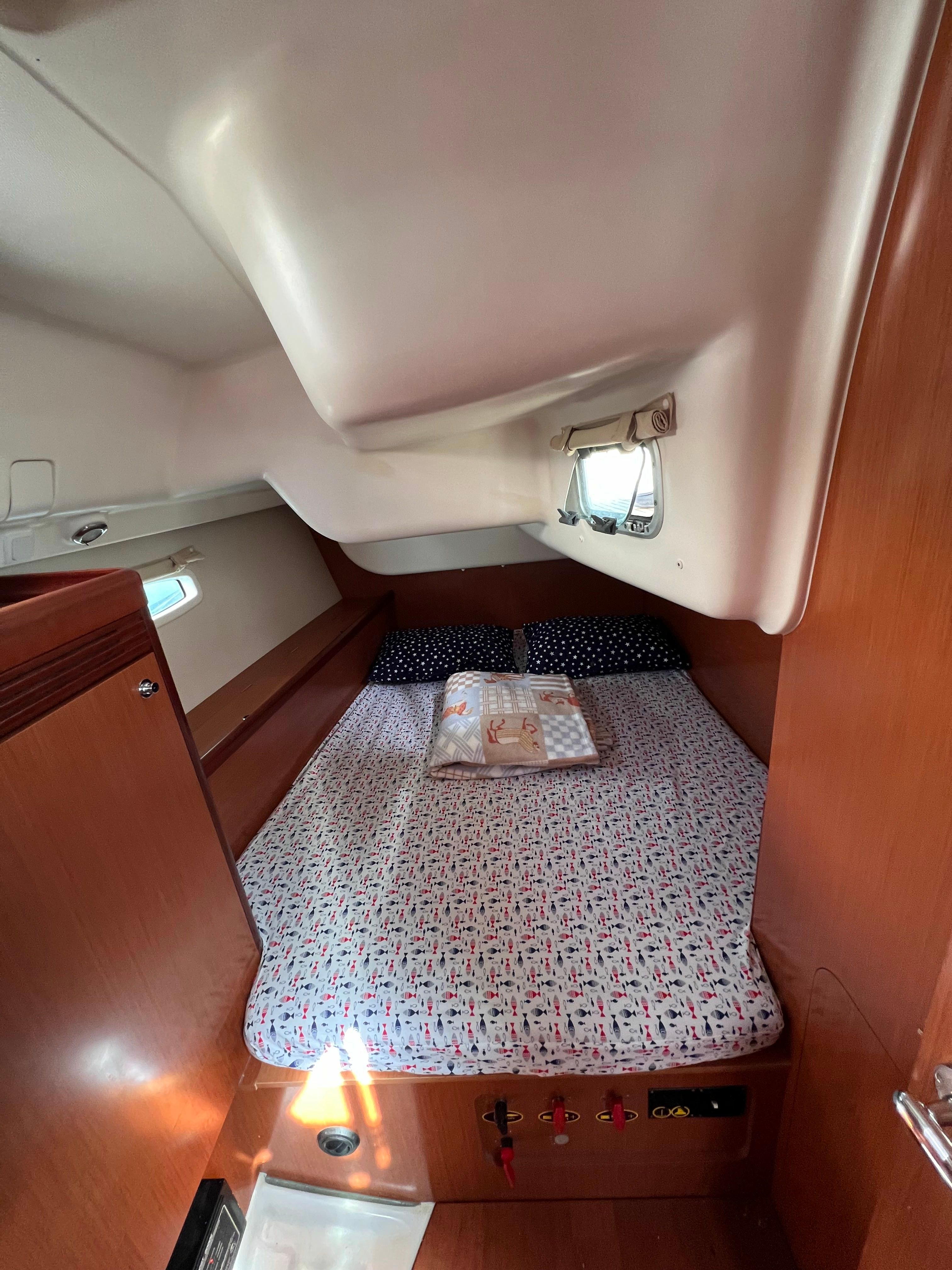 Beneteau Oceanis 40 | Arina