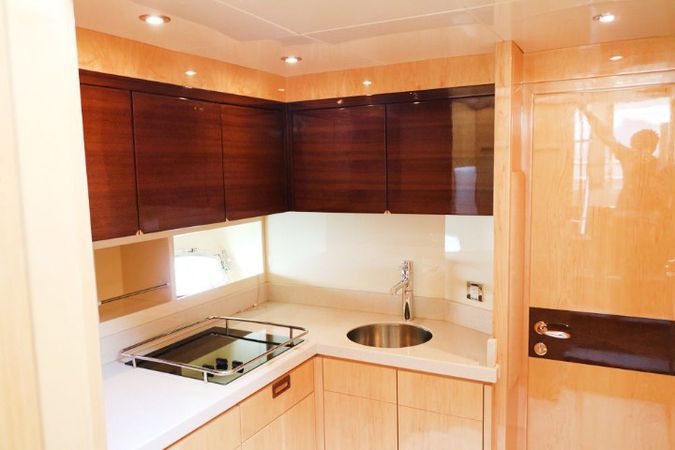 Majesty 56 | 908 Dynasty